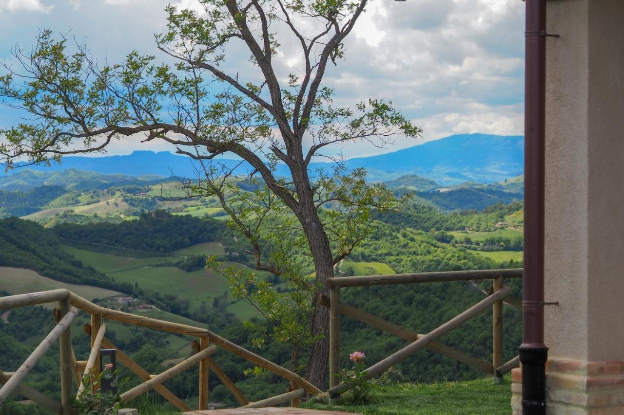 منزل الضيف أوربينو  في Country House Ca'Balsomino المظهر الخارجي الصورة